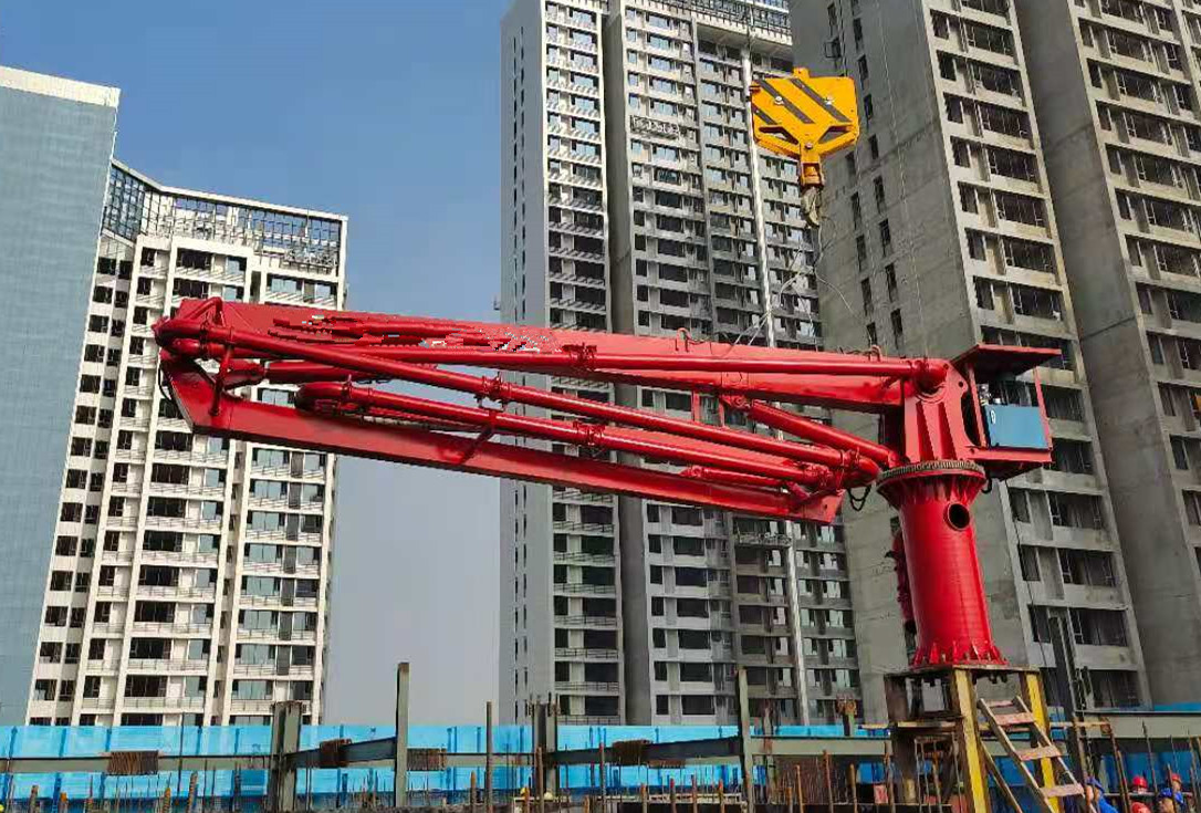 Hydraulic concrete placing boom